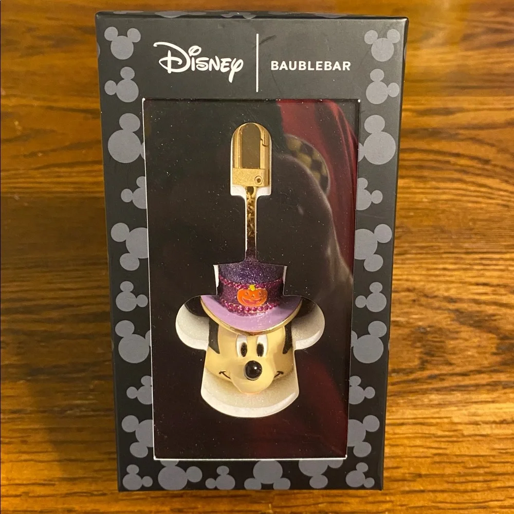Disney BaubleBar Halloween Mickey Mouse Top Hat Bag Charm Keychain NIB - Picture 3 of 4